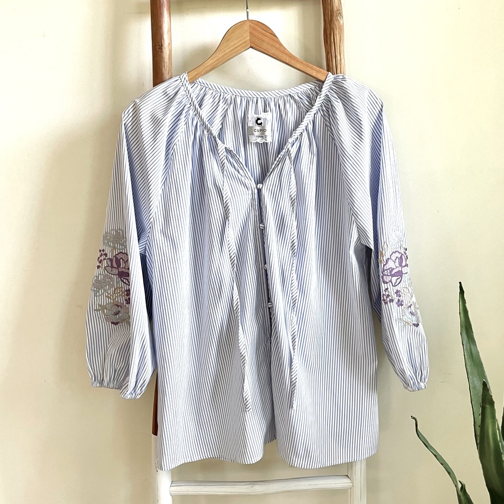 ⚡️SALE⚡️Cupio - striped blue top with floral elbow embroidery